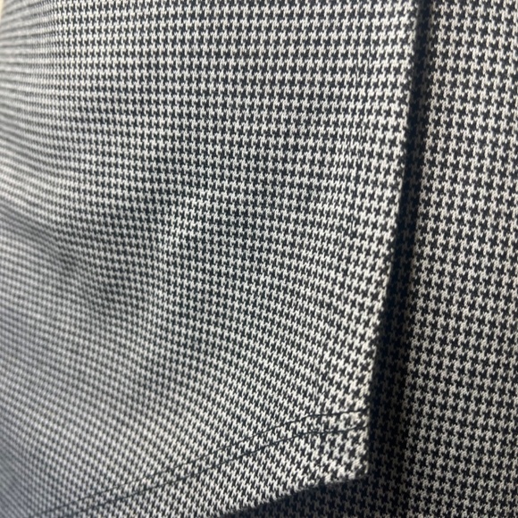 Soprano Micro Houndstooth Mini Skort | Size: S - Picture 4 of 10